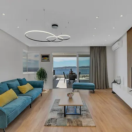 Villa 1