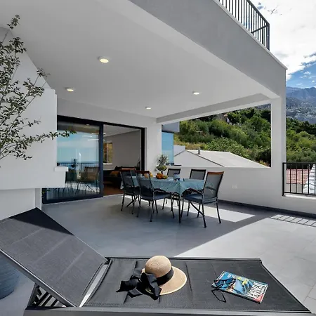Villa 1 Brela